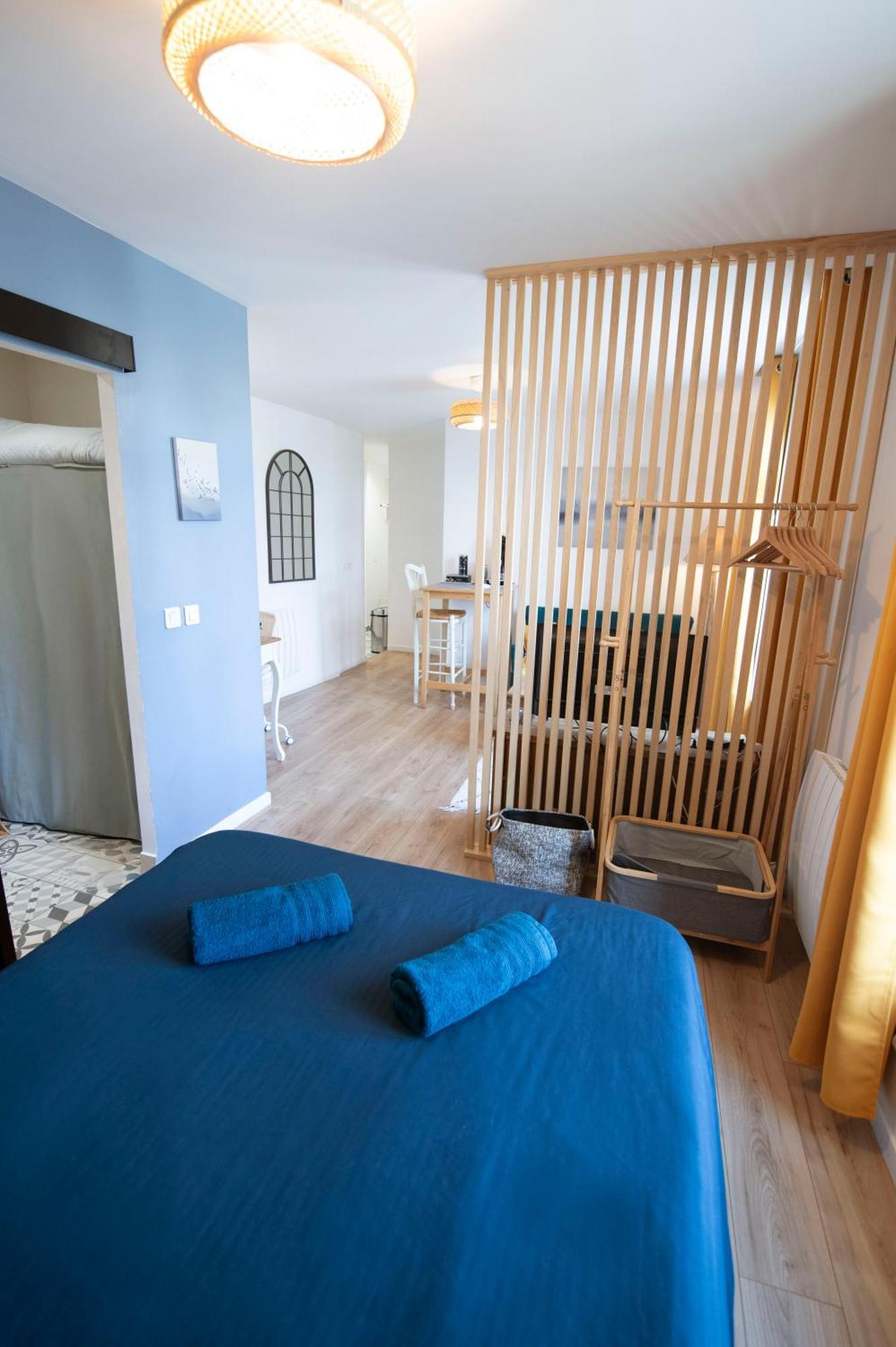 Le Cosy & Boise De Pontoise Apartment Ngoại thất bức ảnh