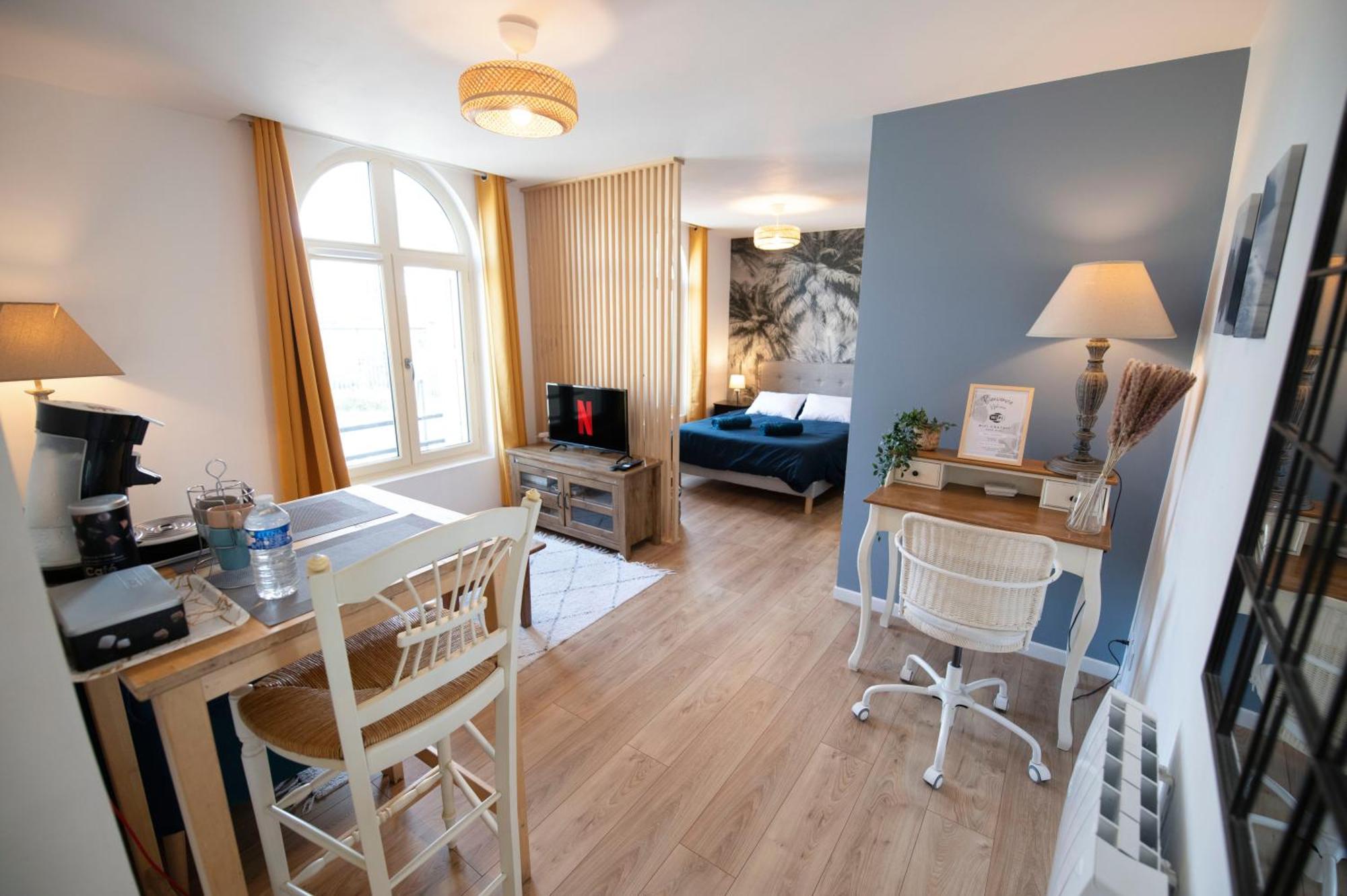 Le Cosy & Boise De Pontoise Apartment Ngoại thất bức ảnh